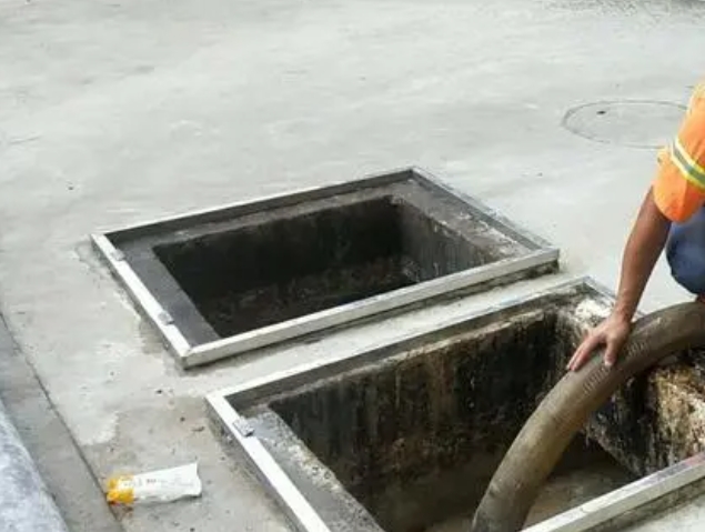 江永化粪池清理