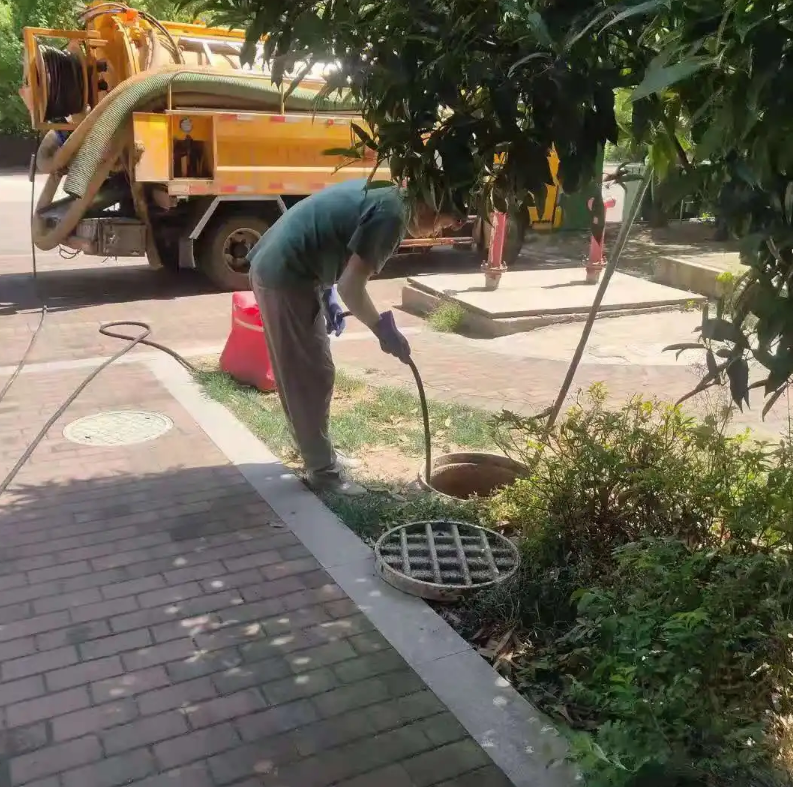 江永市政排污管道清淤疏通——专业团队，让您全程省心！